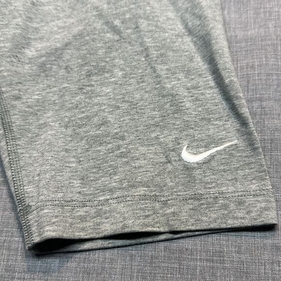 Nike Classic High Waisted 8” Biker Shorts in Gray Size S - Picture 3 of 7